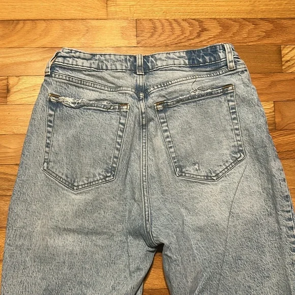 Abercrombie and Fitch - Curve Love - The Dad High Rise. Size 30/10R. - Picture 5 of 6